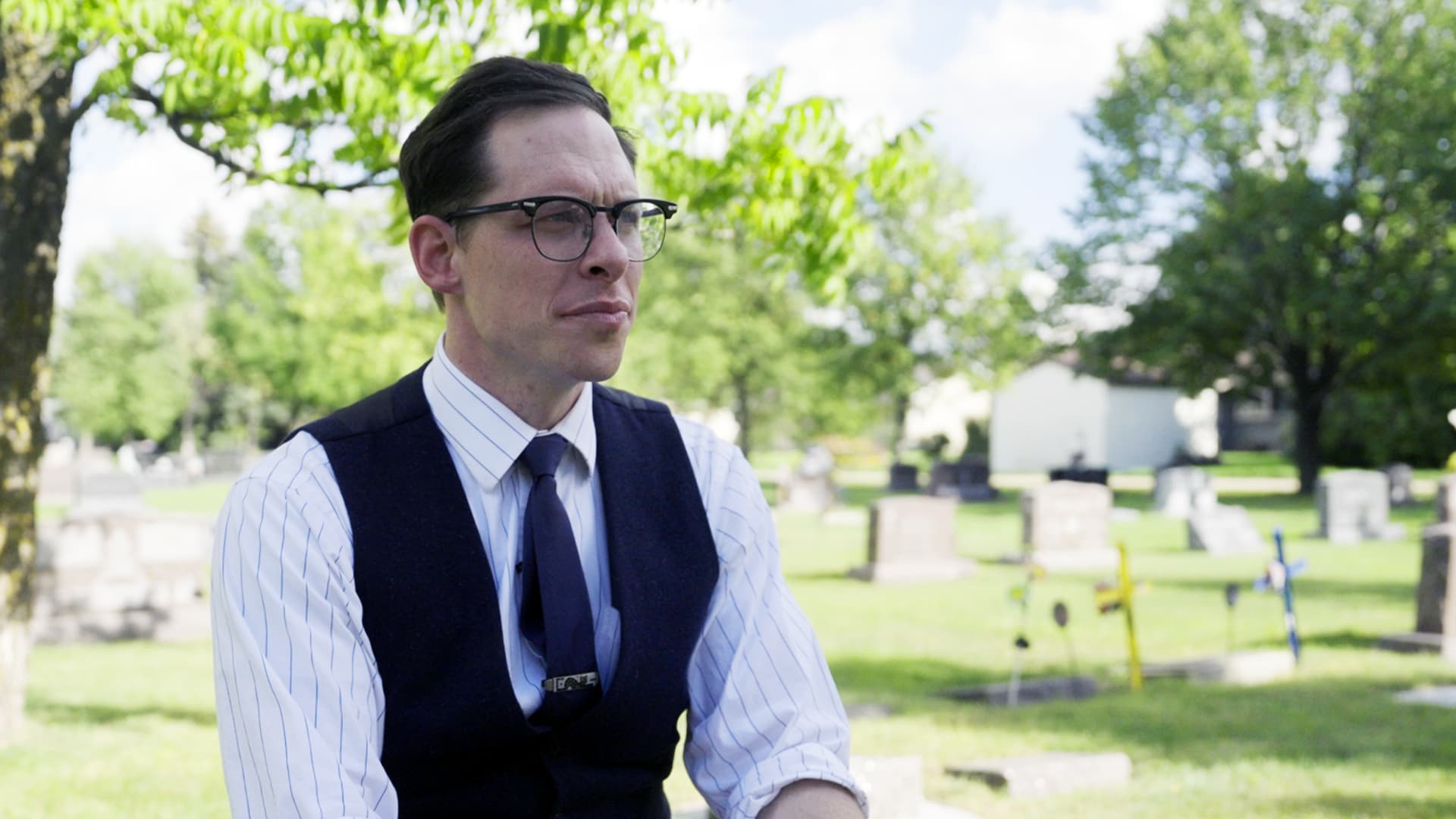 33-year-old mortician doesn’t fear death and is ‘wildly happy’ earning $87,000 a year: I haven’t ‘gone home sad a single day’
 